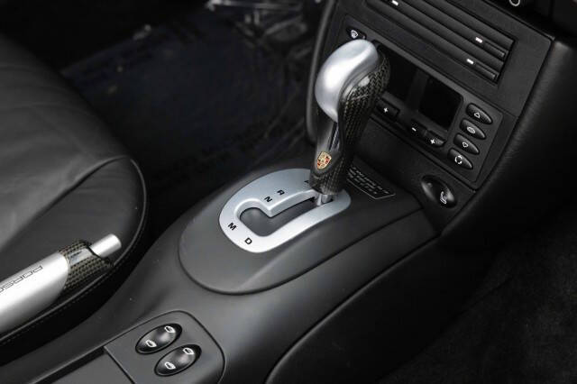2004 Porsche 911 Carrera