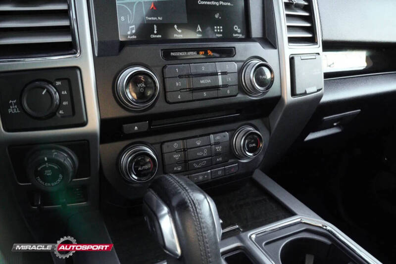 2017 Ford F-150 Platinum