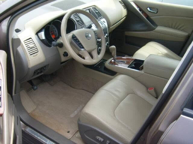 2009 Nissan Murano LE