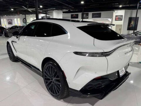 2023 Aston Martin DBX 707
