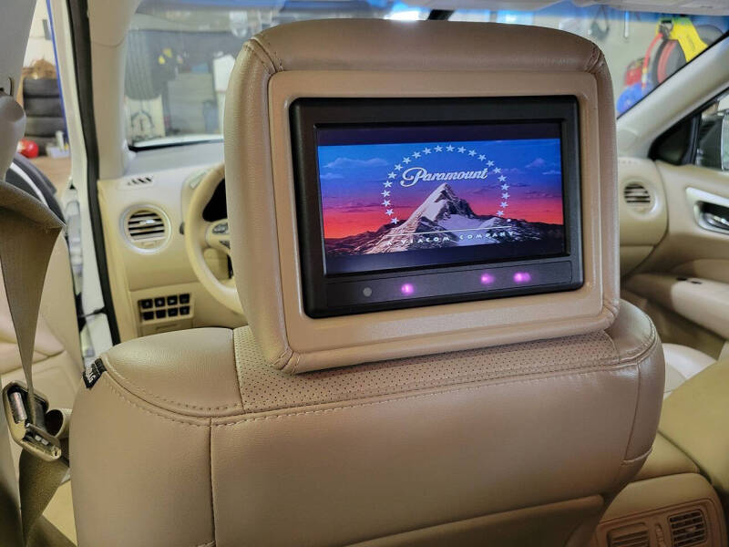 2014 Nissan Pathfinder Platinum