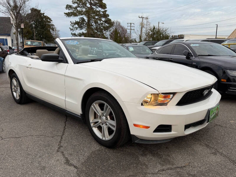 2010 Ford Mustang V6