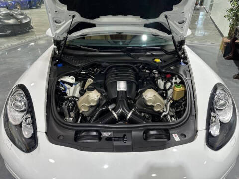 2016 Porsche Panamera