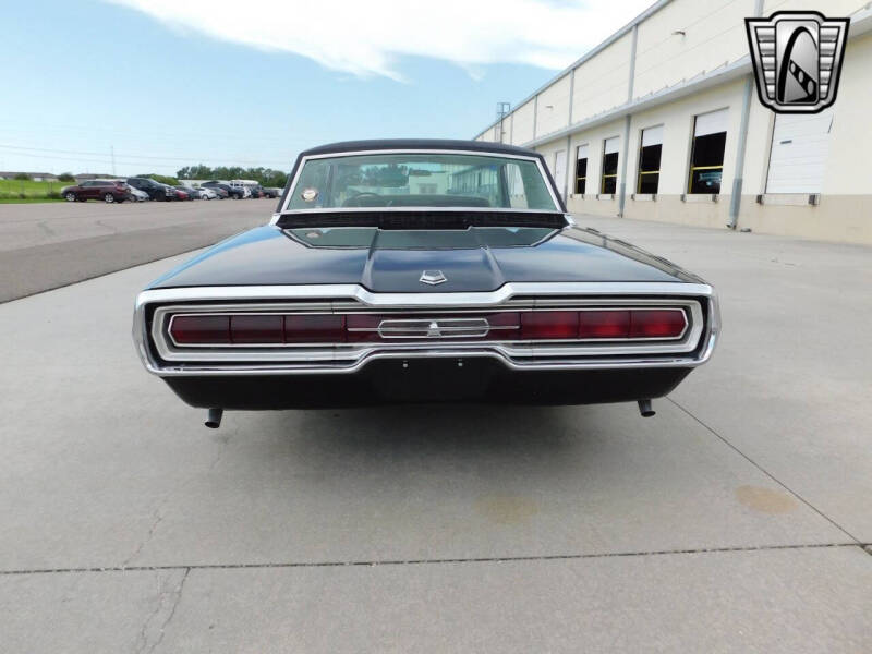 1966 Ford Thunderbird