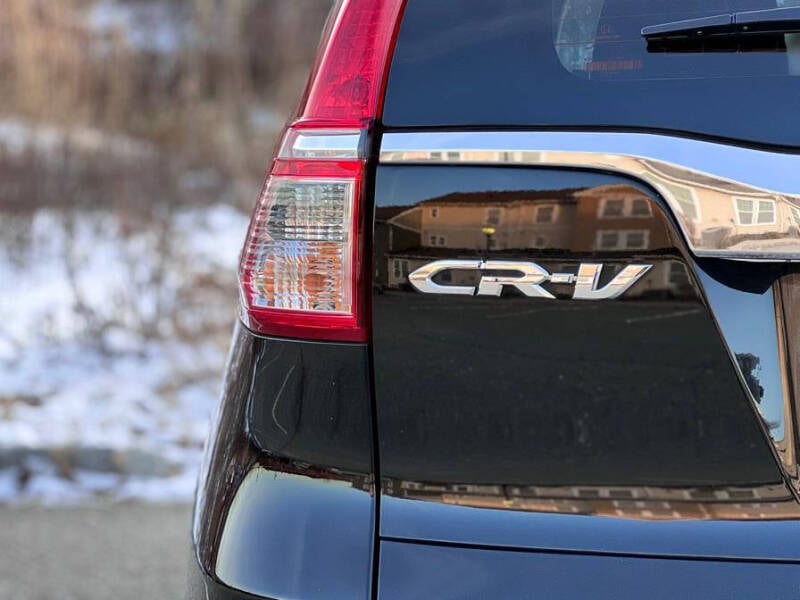 2015 Honda CR-V LX photo 8