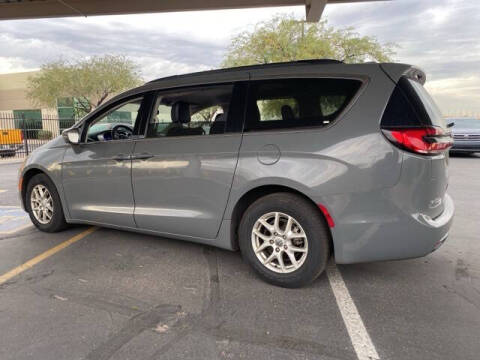 2022 Chrysler Pacifica Touring L