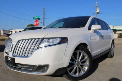 2011 Lincoln MKT