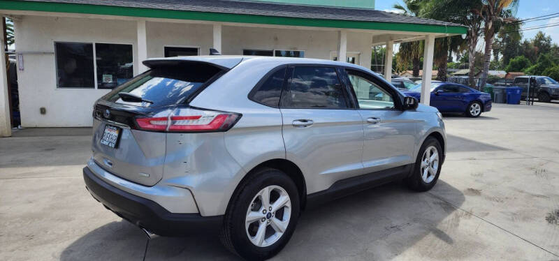 2020 Ford Edge SE