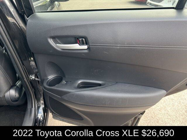 2022 Toyota Corolla Cross XLE