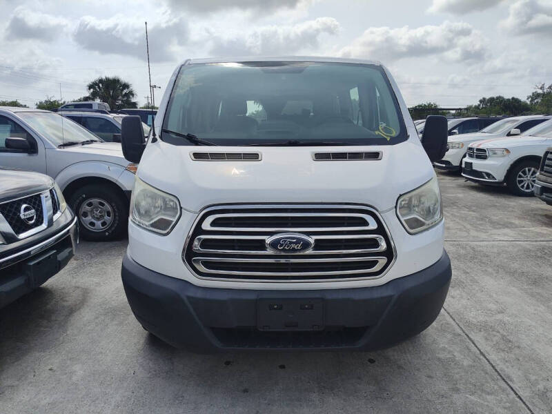 2015 Ford Transit XL's photo