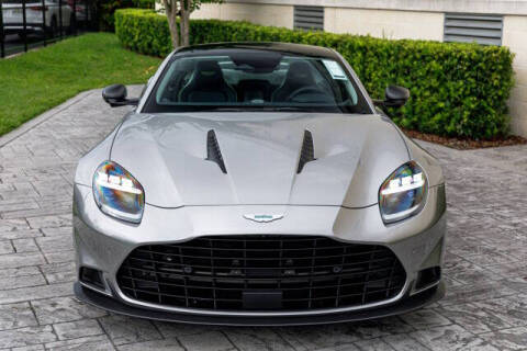 2025 Aston Martin Vanquish