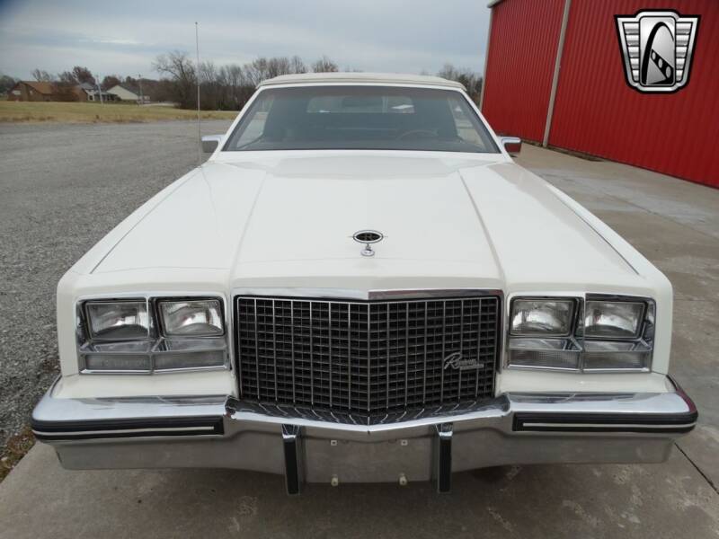 1983 Buick Riviera for sale in Memphis, IN