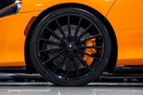 2023 McLaren GT