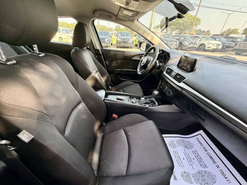 2017 Mazda MAZDA3 Sport