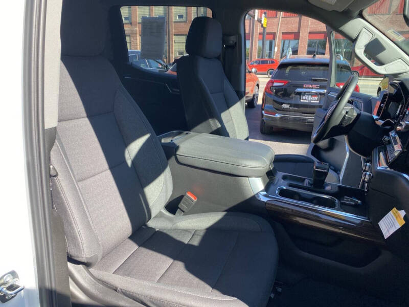 2025 GMC Sierra 1500