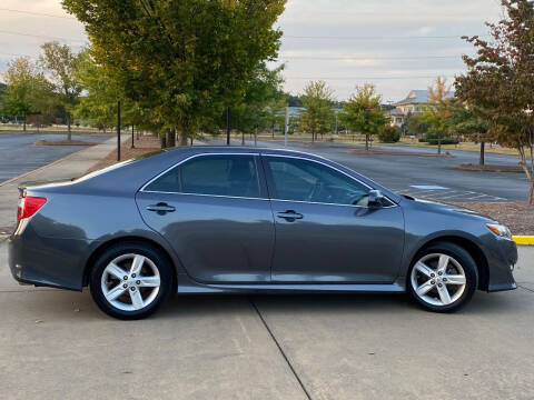 2013 Toyota Camry for sale at Paramount Autosport in Kennesaw GA