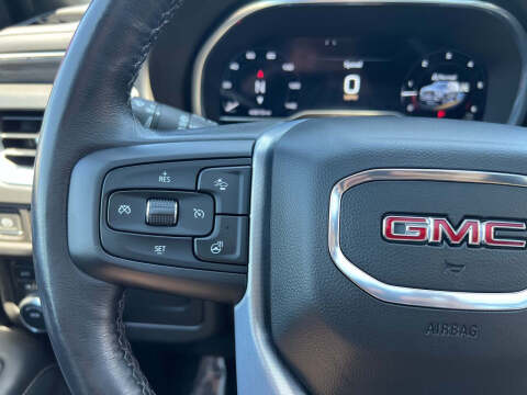 2022 GMC Yukon SLT
