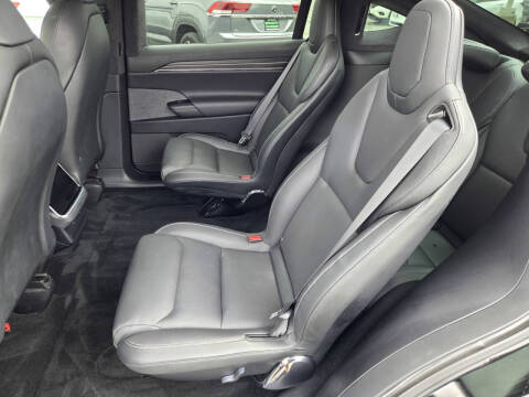 2022 Tesla Model X Plaid