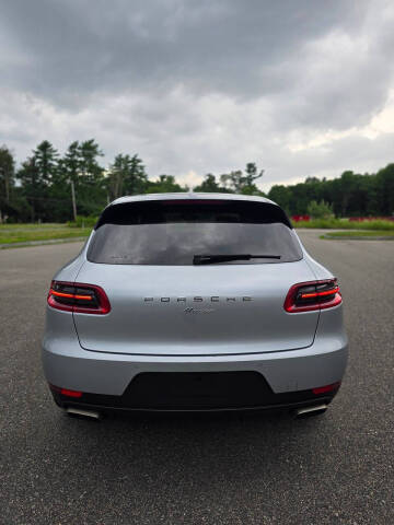 2018 Porsche Macan