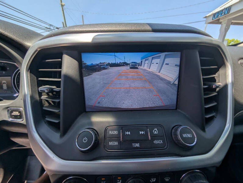 2017 GMC Acadia SLT-1