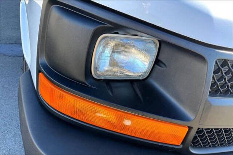 2017 Chevrolet Express LS 2500