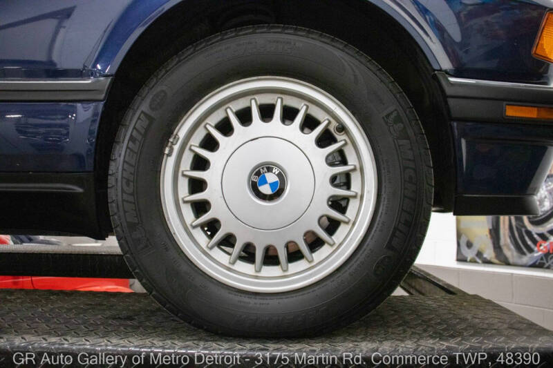 1990 BMW 7 Series 735i