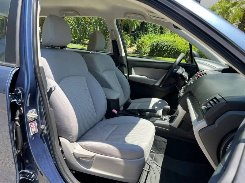 2014 Subaru Forester 2.5i