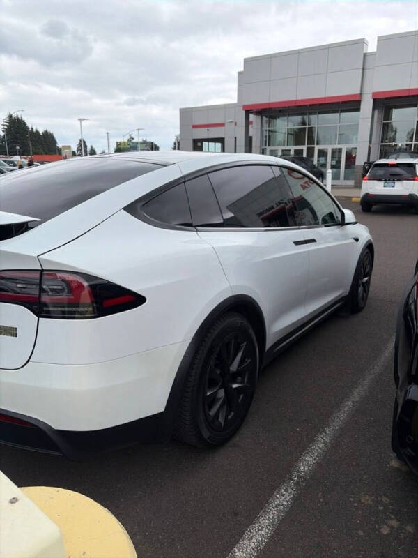 2023 Tesla Model X Standard Range