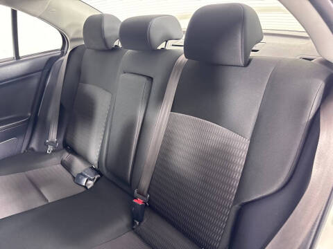 2013 Mitsubishi Lancer ES