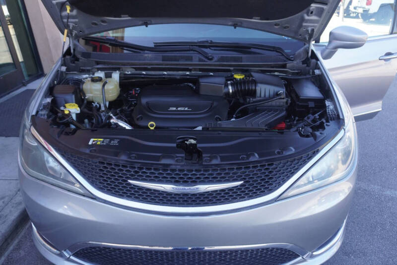 2017 Chrysler Pacifica