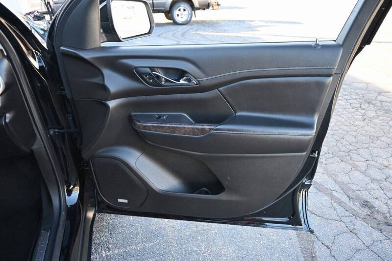 2020 GMC Acadia Denali