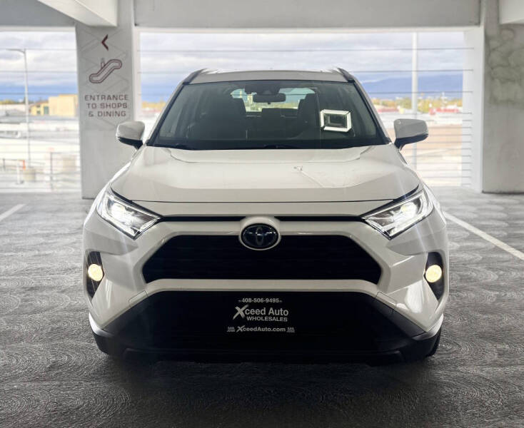 2020 Toyota RAV4 Hybrid XLE