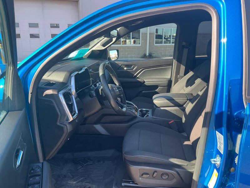 2024 GMC Canyon Elevation