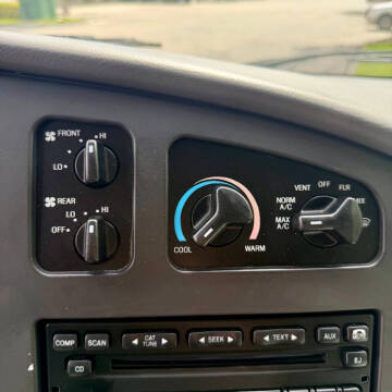 2008 Ford E-Series E-350 SD XLT