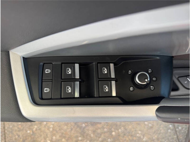 2023 Audi Q3 quattro S line Premium 45 TFSI