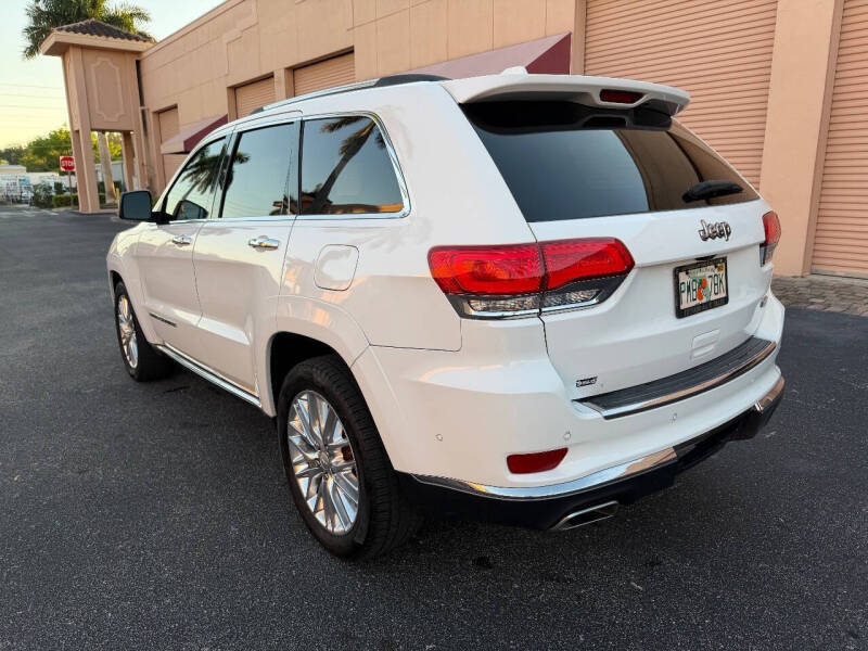 2017 Jeep Grand Cherokee Summit