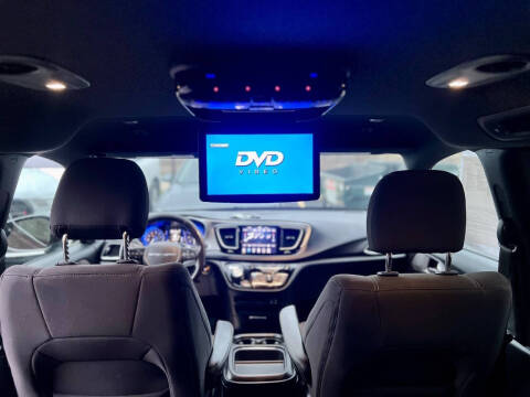 2019 Chrysler Pacifica Touring Plus