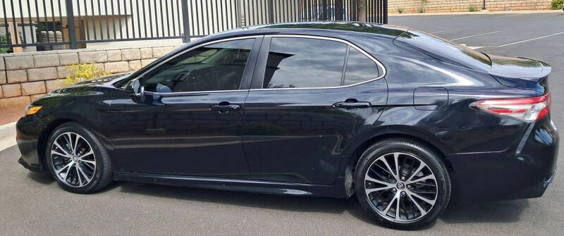 2018 Toyota Camry SE