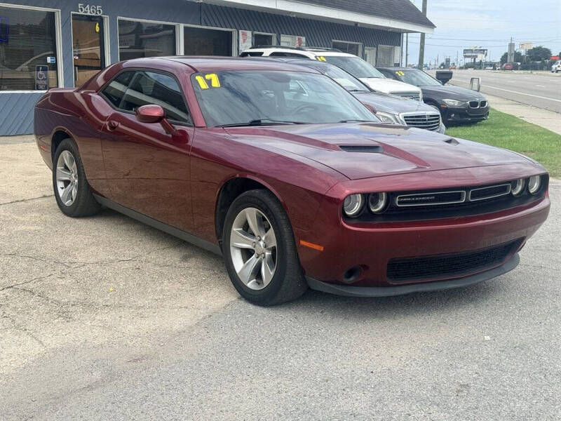2017 Dodge Challenger SXT