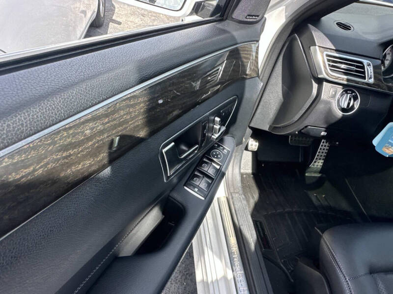 2015 Mercedes-Benz E-Class E 250 BlueTEC
