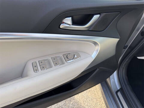 2026 Genesis G70 2.5T Standard