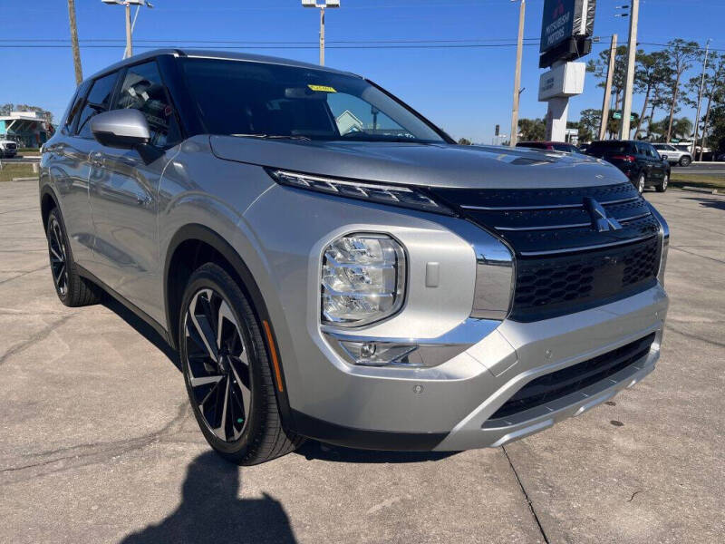 2025 Mitsubishi Outlander PHEV SE