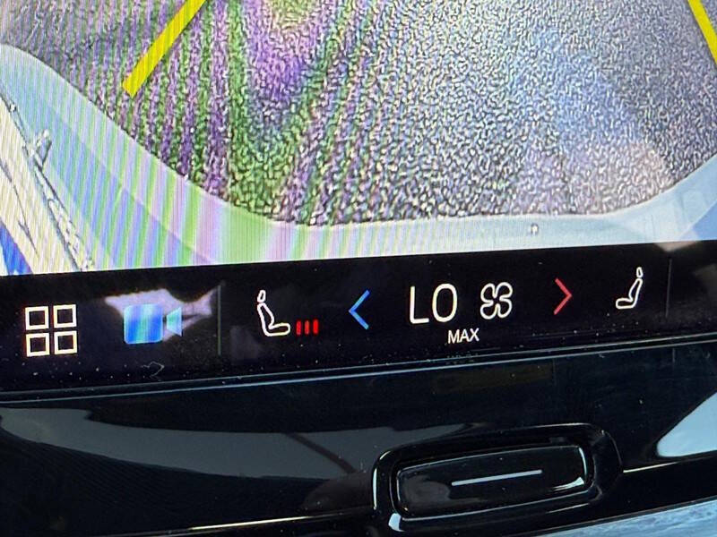 2024 Volvo S60 B5 Ultimate Dark Theme