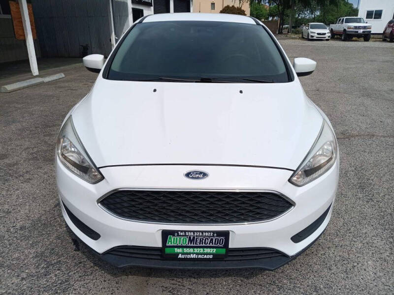 Used 2018 Ford Focus SE with VIN 1FADP3K22JL326417 for sale in Clovis, CA