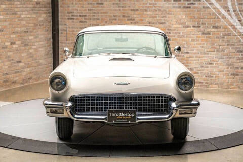 1957 Ford Thunderbird