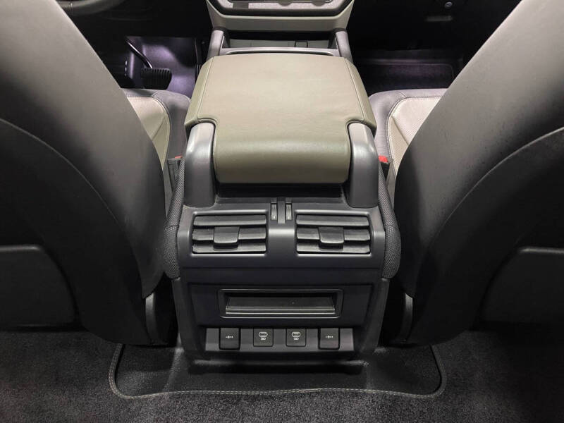 2022 Land Rover Defender 90 X-Dynamic HSE