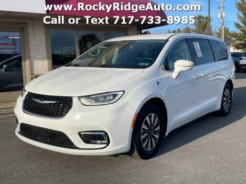 2022 Chrysler Pacifica Hybrid Touring L