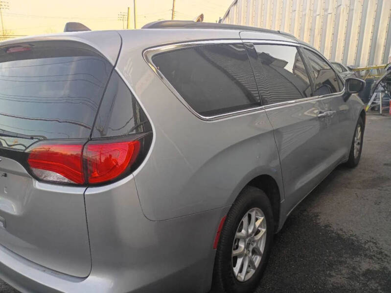 2021 Chrysler Voyager LXi