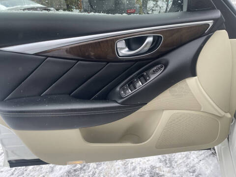 2018 Infiniti Q50 3.0T Luxe