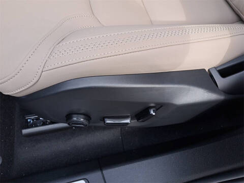 2026 Volvo XC60 B5 Core